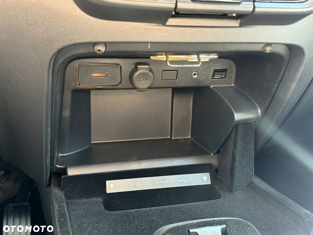 Citroën C4 Picasso - 32