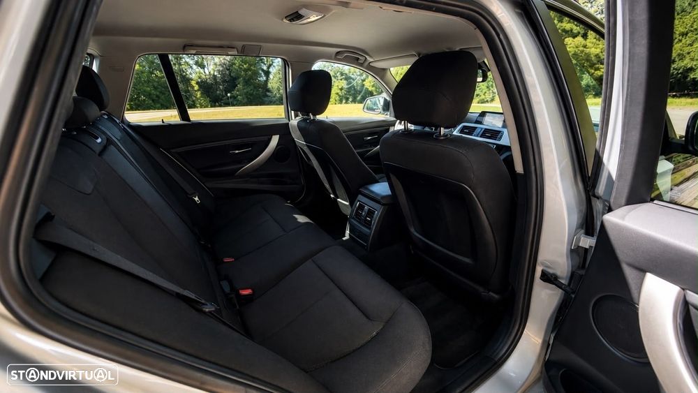 BMW 318 d Aut. Advantage - 30