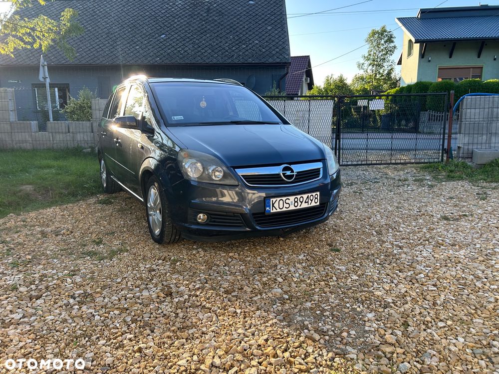Opel Zafira 1.8 Cosmo - 2