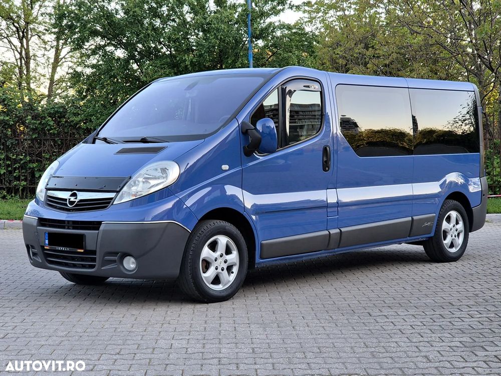 Opel Vivaro - 1
