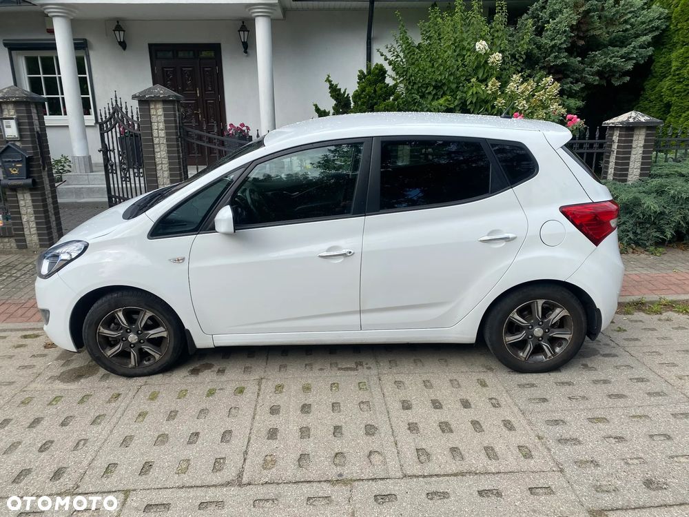 Hyundai ix20 1.4 BlueDrive Comfort - 11