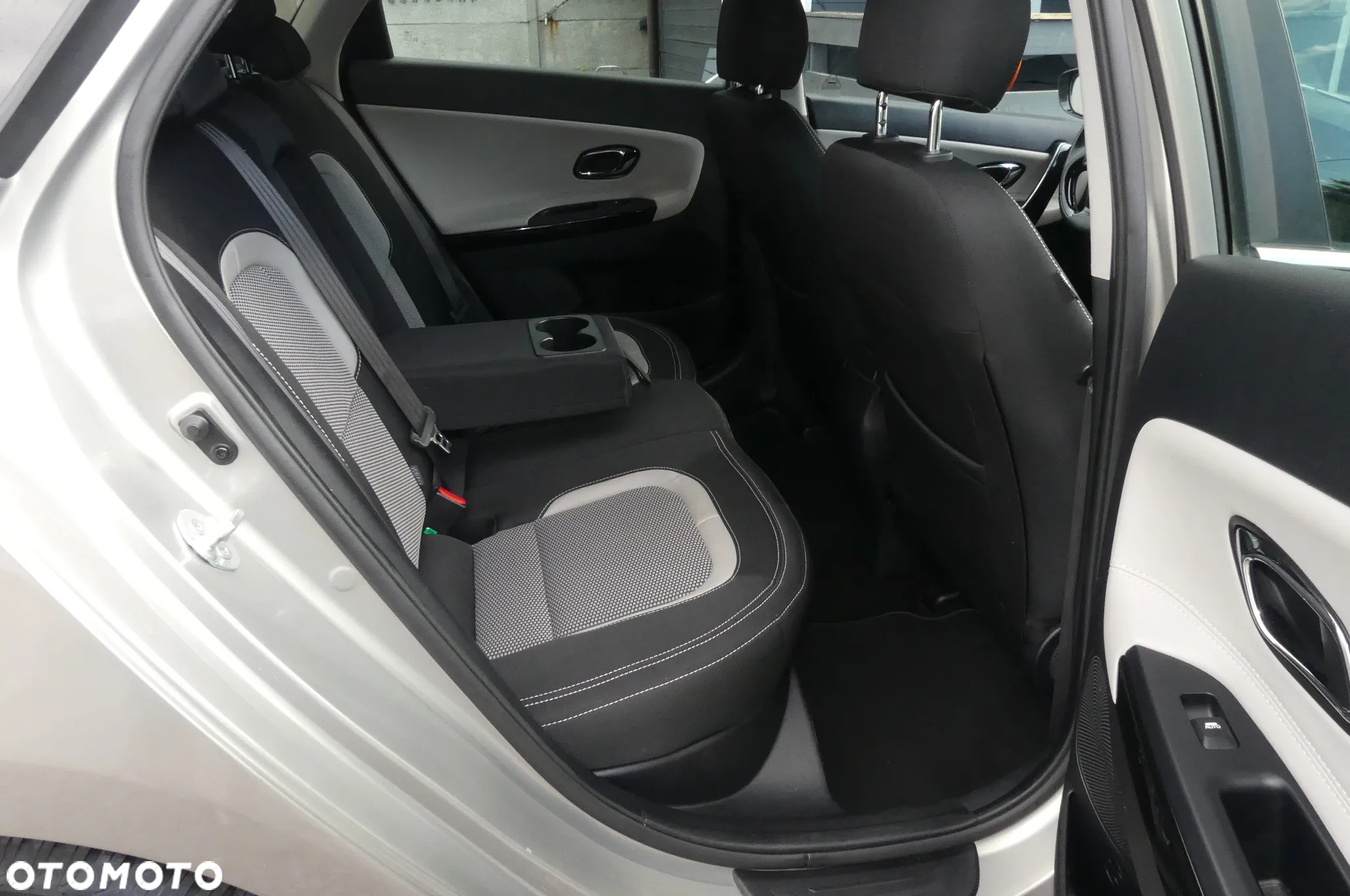 Kia Ceed Cee'd 1.6 GDI XL - 9