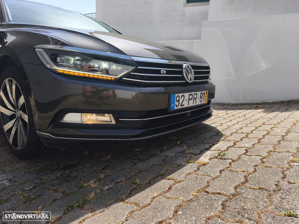 VW Passat Variant 2.0 TDI Highline DSG 4Motion - 30