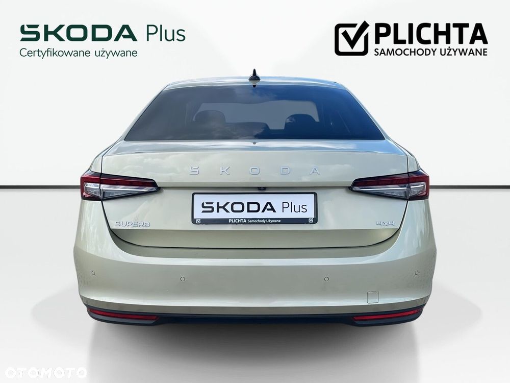 Skoda Superb 2.0 TDI SCR 4x4 Selection DSG - 8