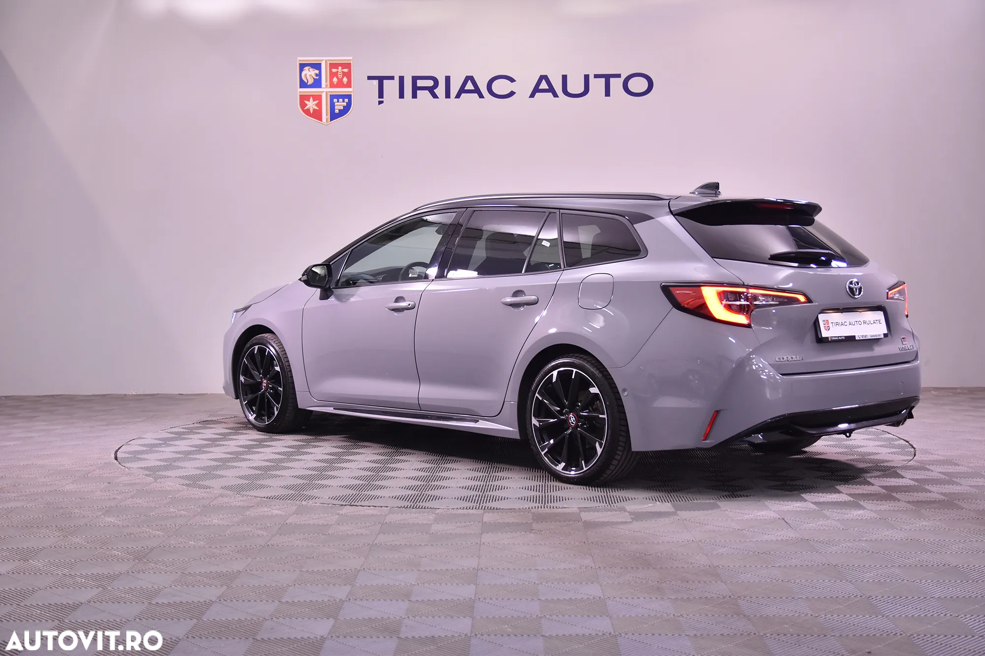 Toyota Corolla - 3