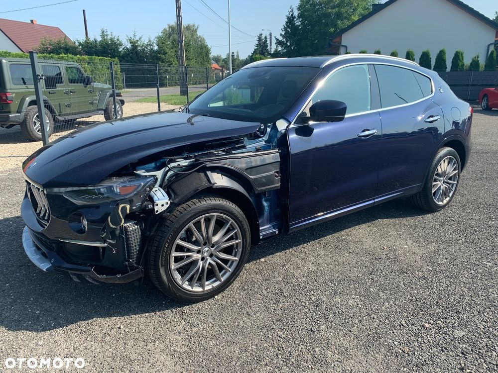 Maserati Levante S Q4 - 10