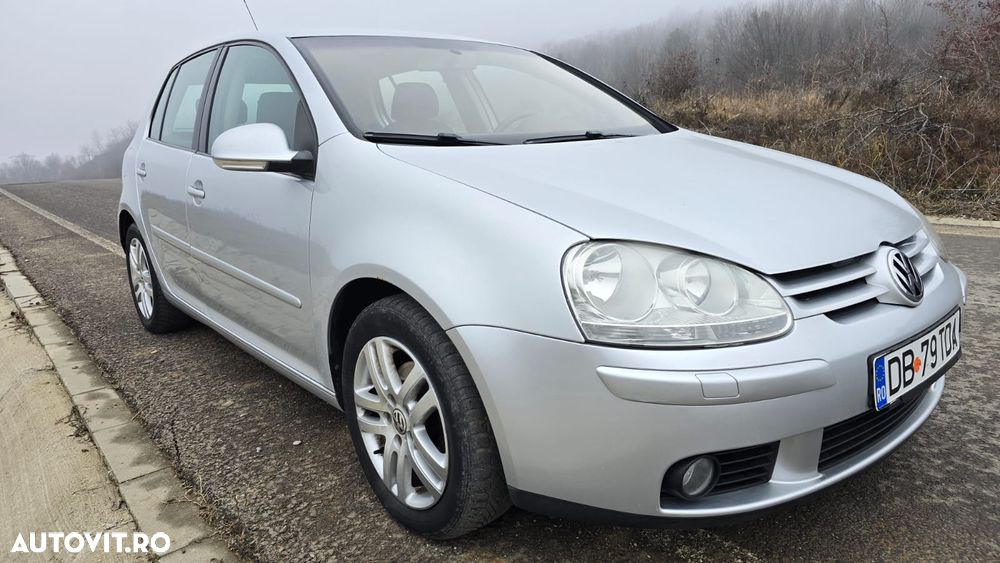 Volkswagen Golf 1.6 Highline - 8