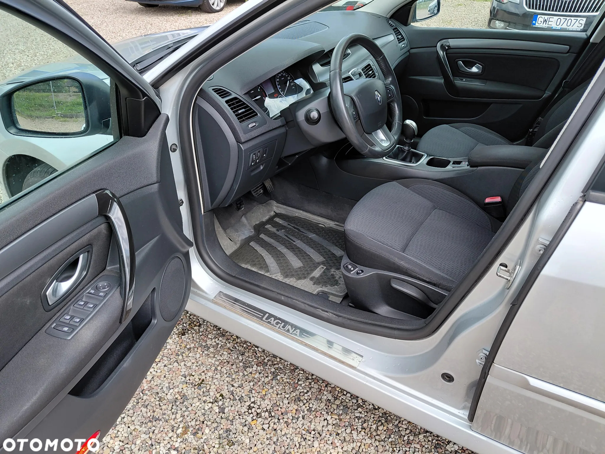 Renault Laguna 2.0 DCi Expression - 8