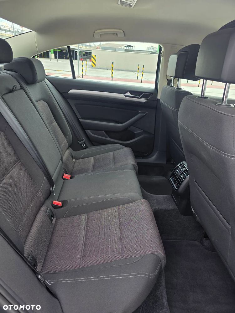 Volkswagen Passat 1.4 TSI BMT ACT Comfortline - 20