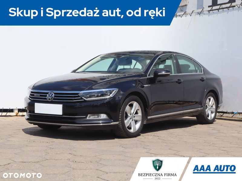 Volkswagen Passat - 3