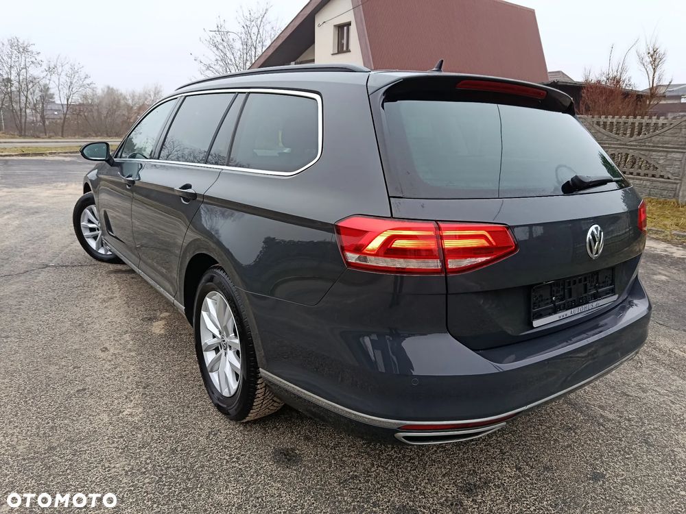 Volkswagen Passat 2.0 TDI SCR (BlueMotion Technology) DSG Comfortline - 21