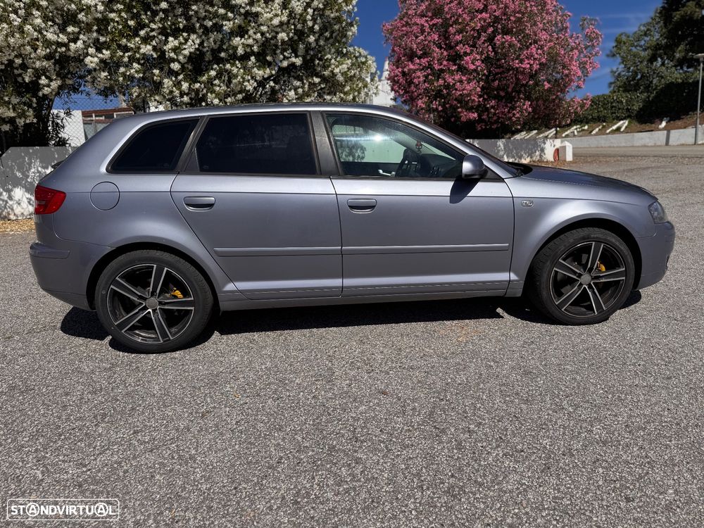 Audi A3 Sportback 2.0 TDI Ambition - 2