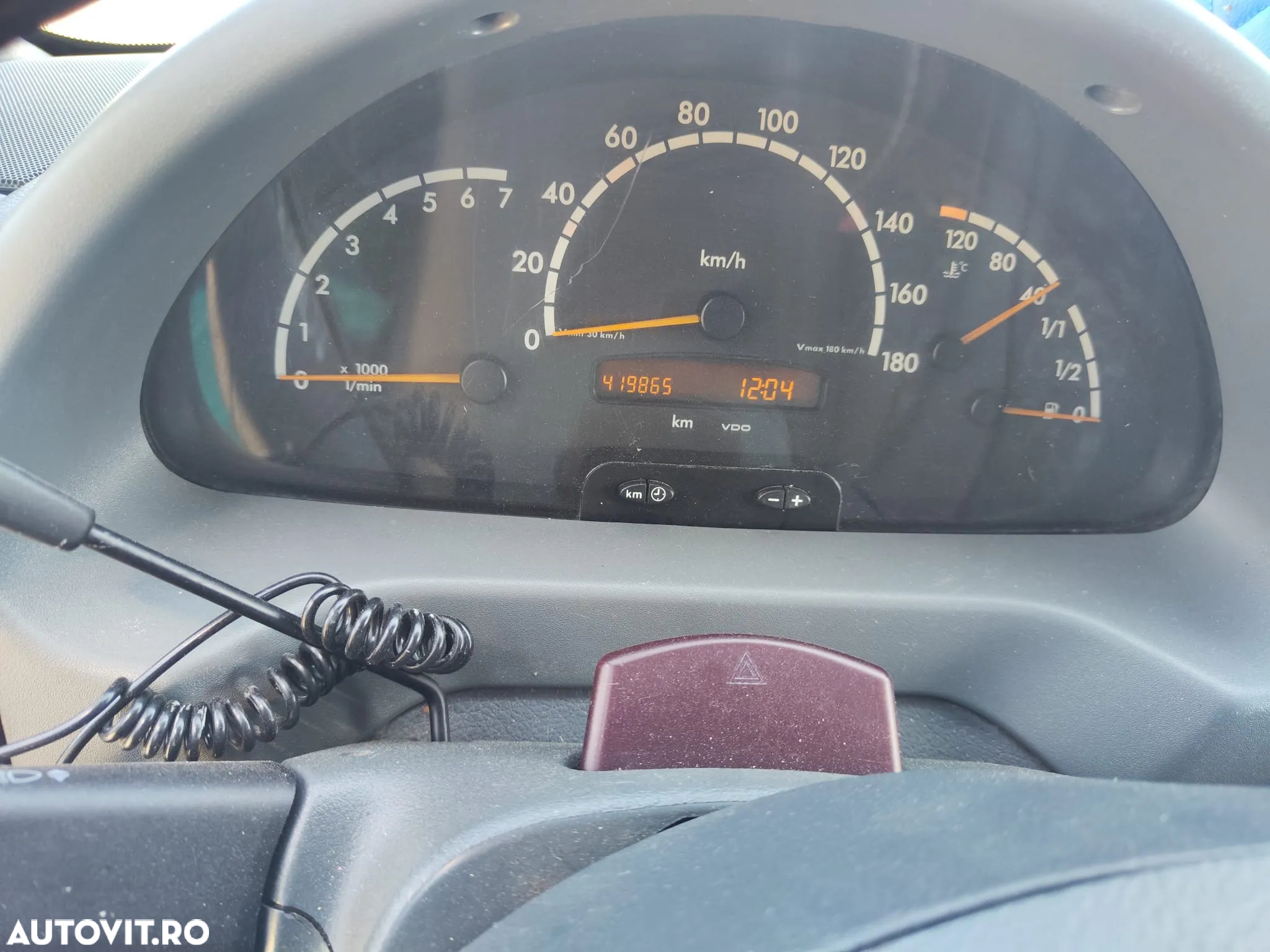 Mercedes-Benz Sprinter - 9