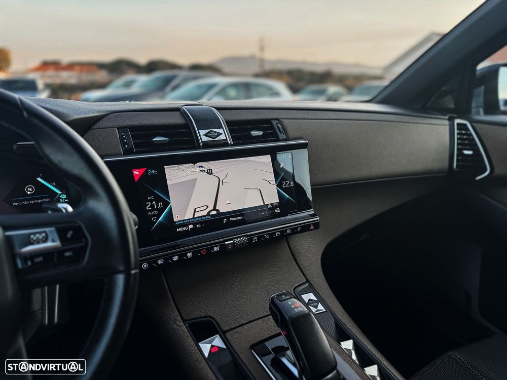 DS DS7 Crossback - 17