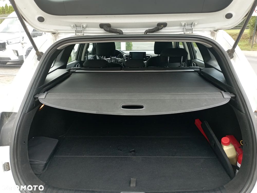 Kia Ceed - 17