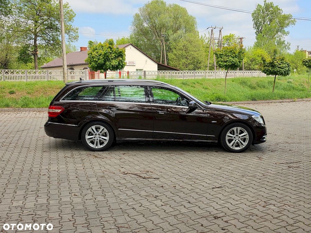 Mercedes-Benz Klasa E 250 CDI DPF BlueEFFICIENCY Avantgarde - 5