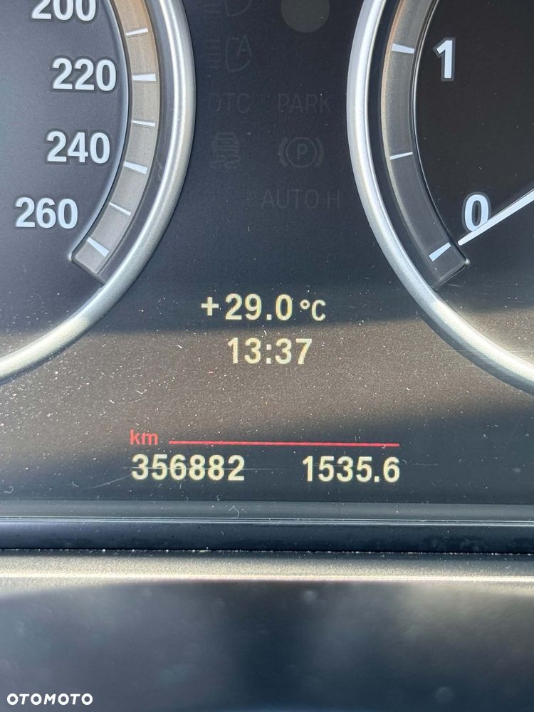BMW Seria 5 - 12