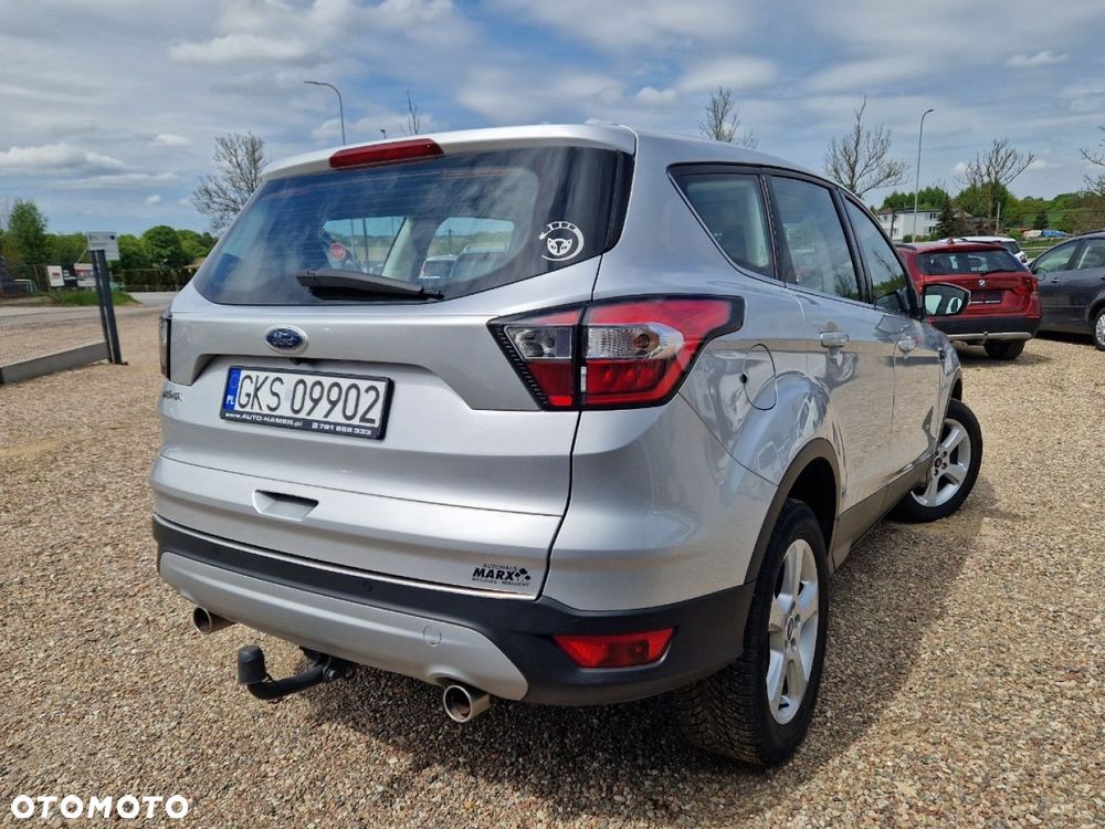 Ford Kuga 2.0 TDCi 4x4 Titanium - 27
