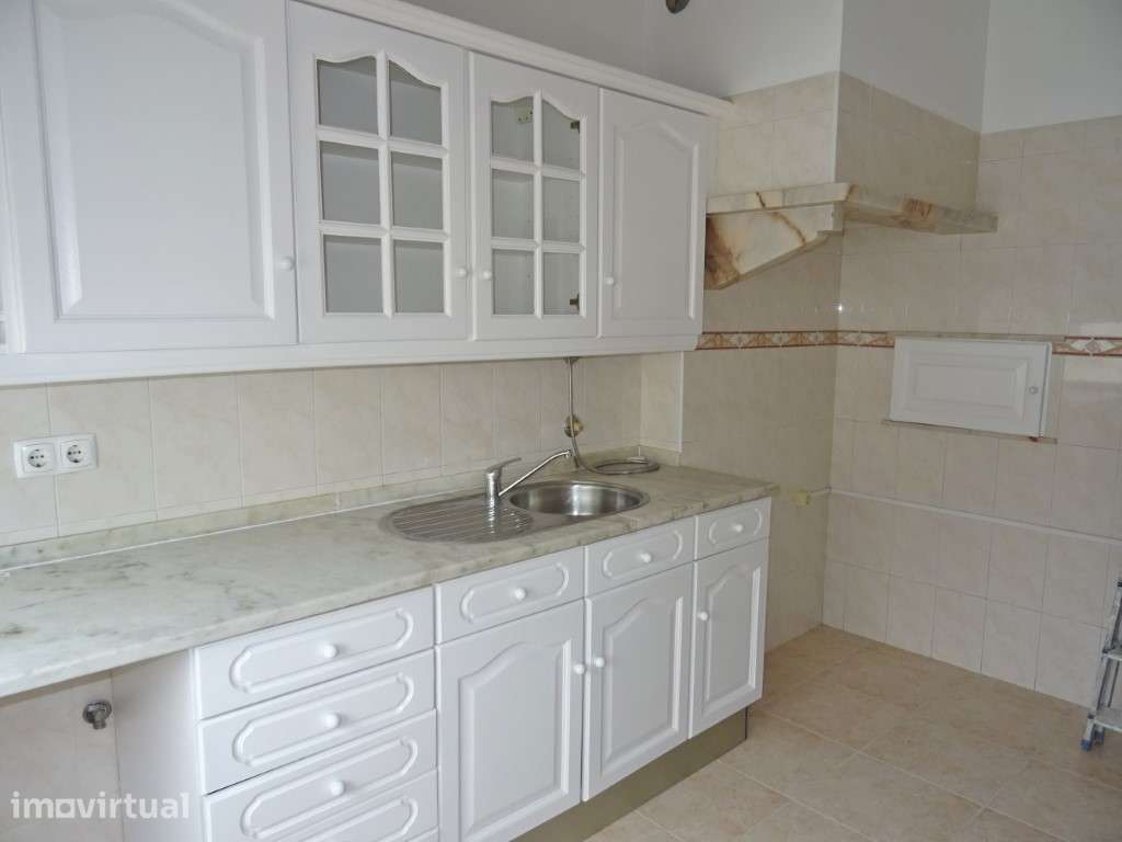 T2 - Remodelado - Centro de Odivelas - Grande imagem: 2/9