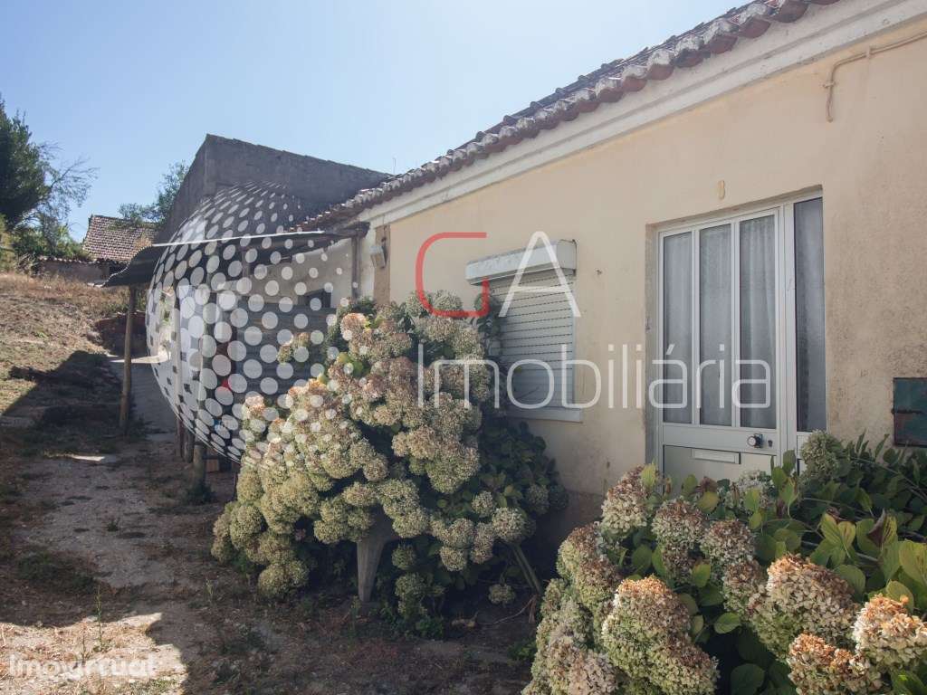 Moradia para recuperar em Casais Maçaricos - Aldeia Gavinha - Grande imagem: 2/19