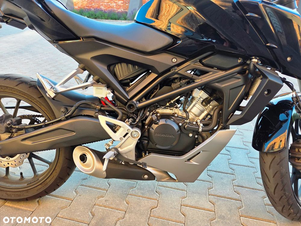 Honda CB - 11