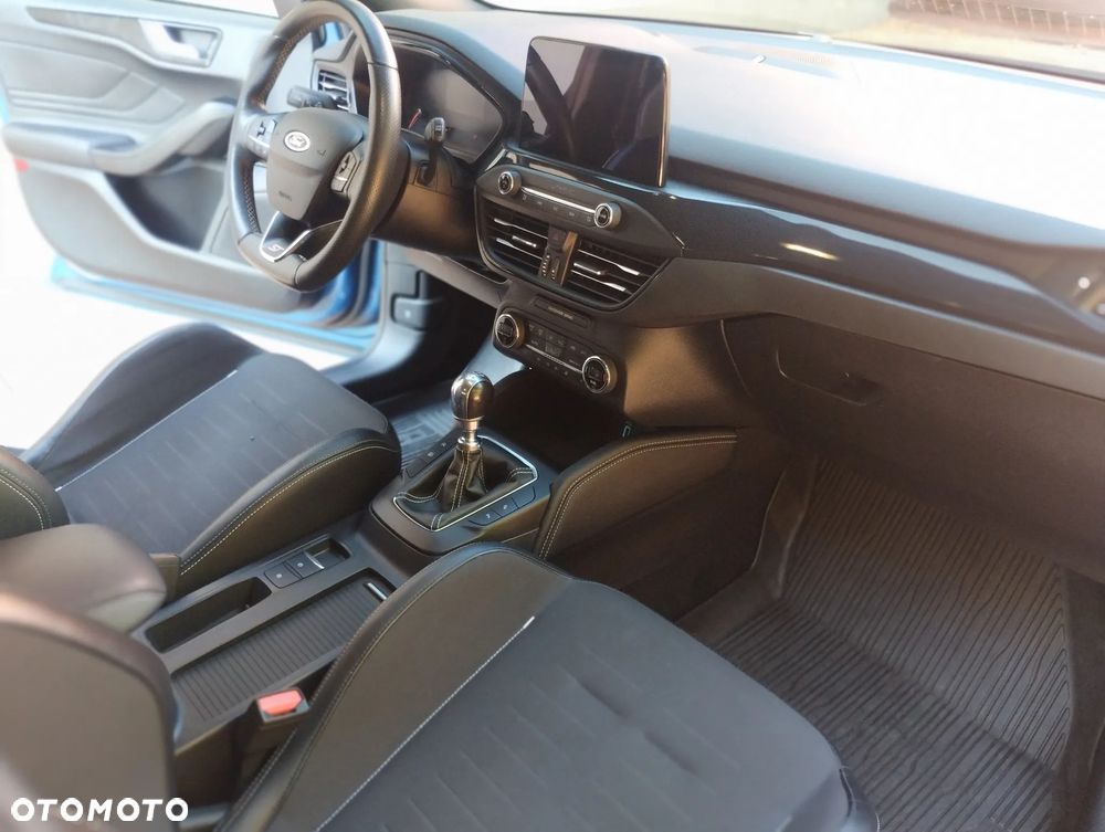 Ford Focus 2.3 EcoBoost ST X - 28