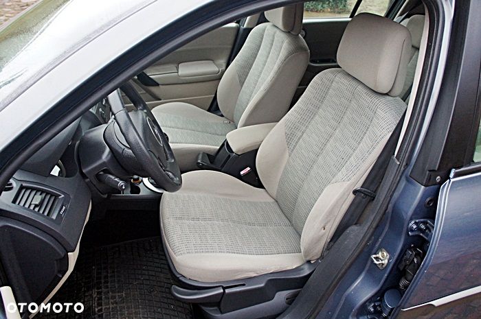 Renault Megane 1.4 Avantage - 14