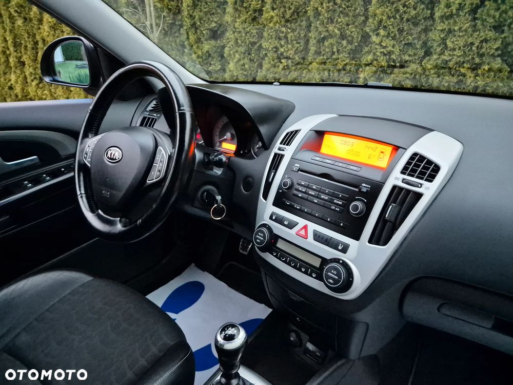 Kia Ceed 2.0 CVVT Spirit - 38