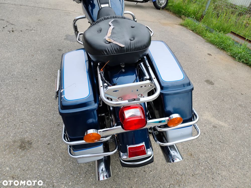 Harley-Davidson FLHT Electra Glide Standard - 32