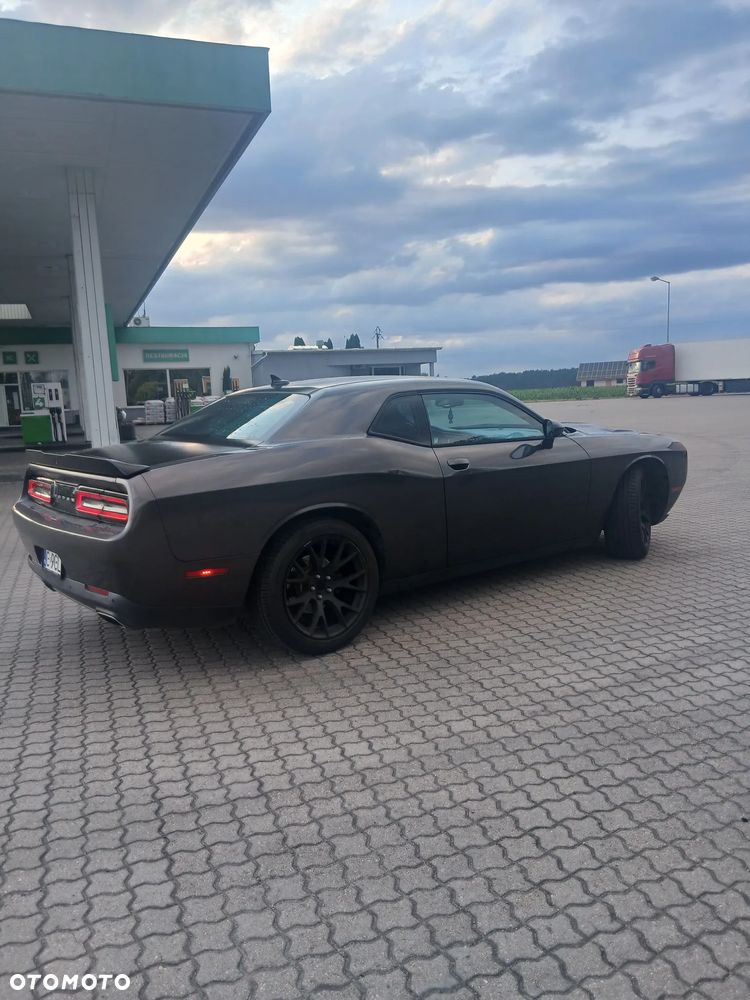 Dodge Challenger Automatik SXT Plus - 4