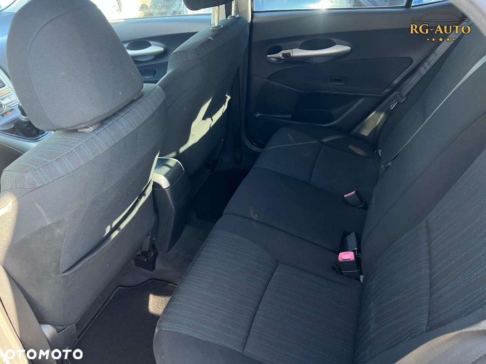 Toyota Auris - 22