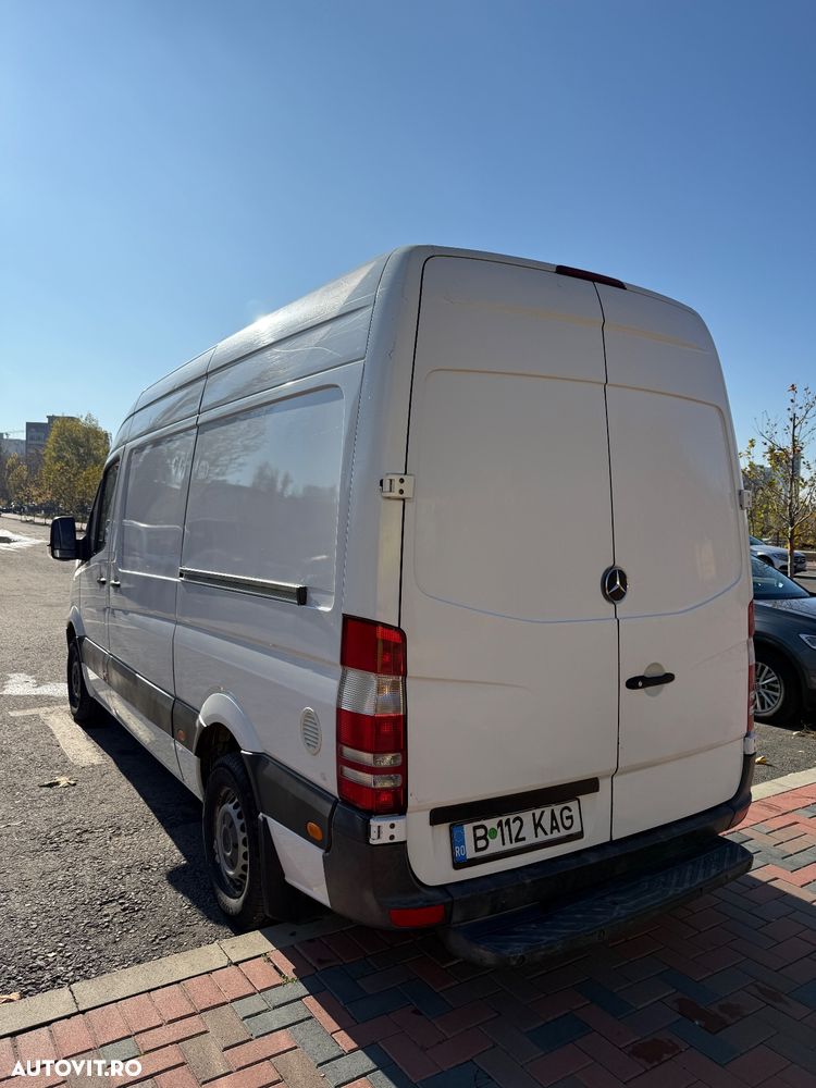 Mercedes-Benz Sprinter - 24