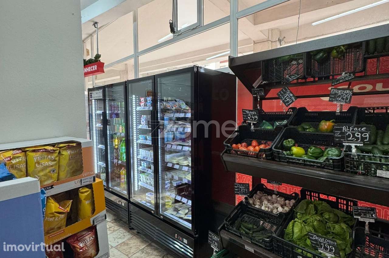 Trespasse Supermercado em Torres Vedras - pronto a trabalhar - Grande imagem: 3/15