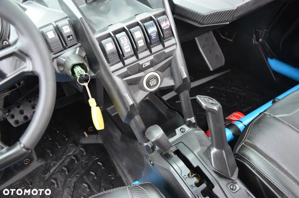 Can-Am Maverick - 13