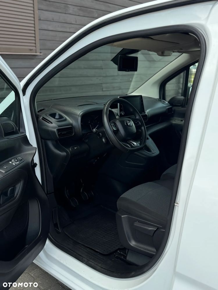 Toyota Proace City - 15