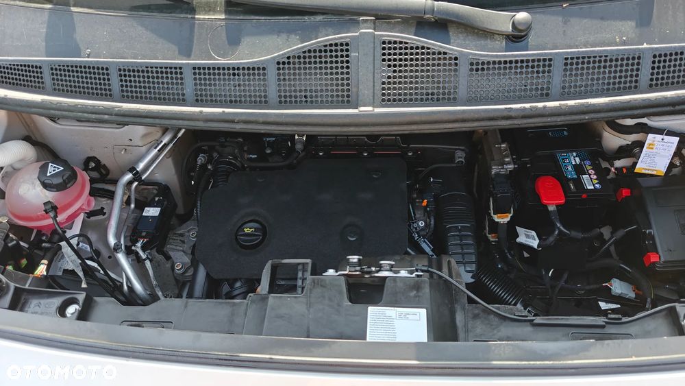 Opel Vivaro - 27