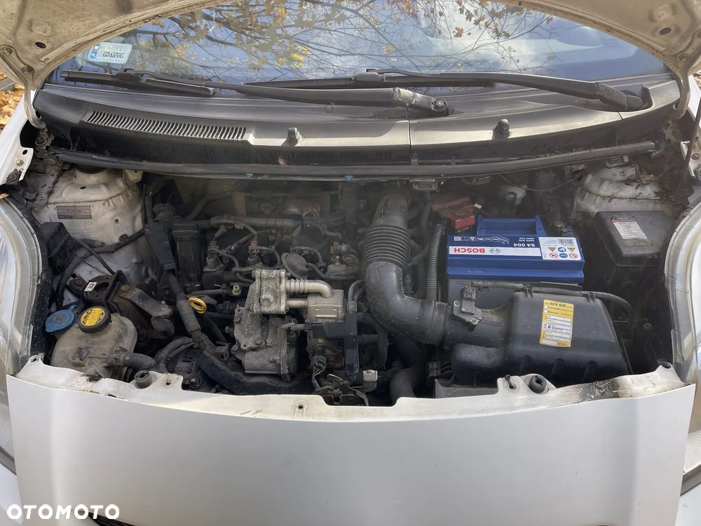 Toyota Yaris - 25