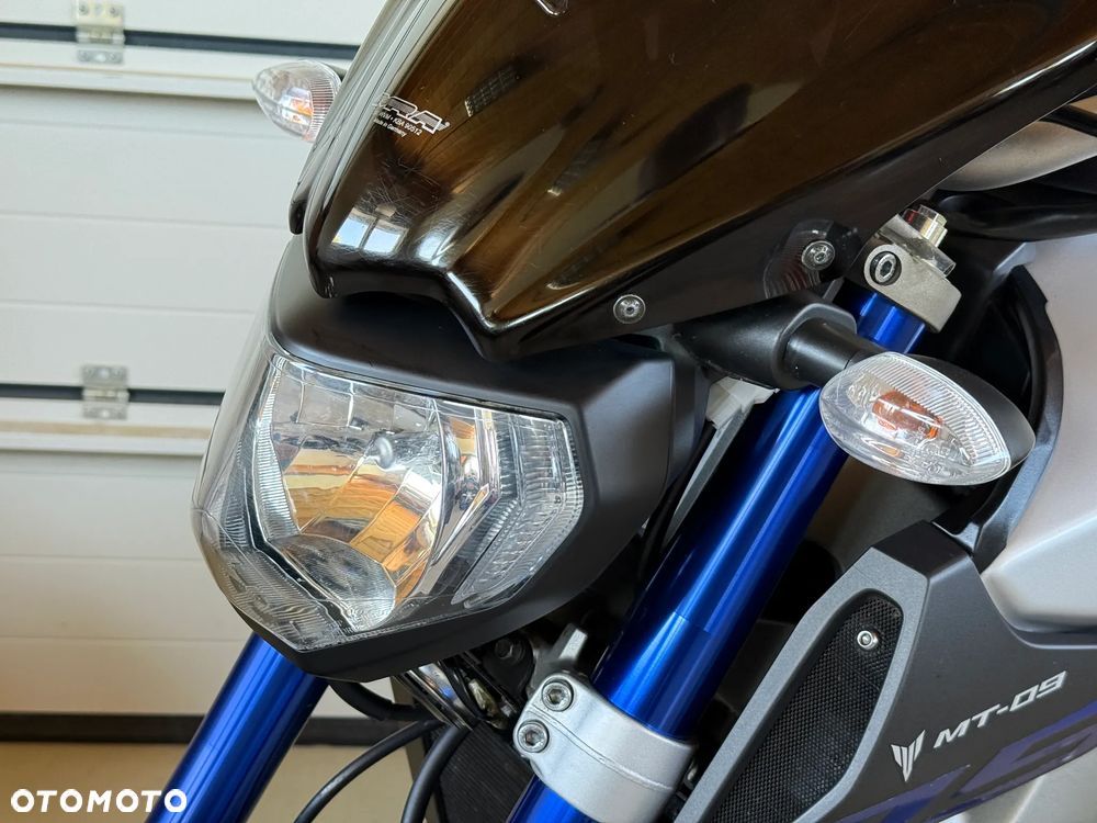 Yamaha MT - 9