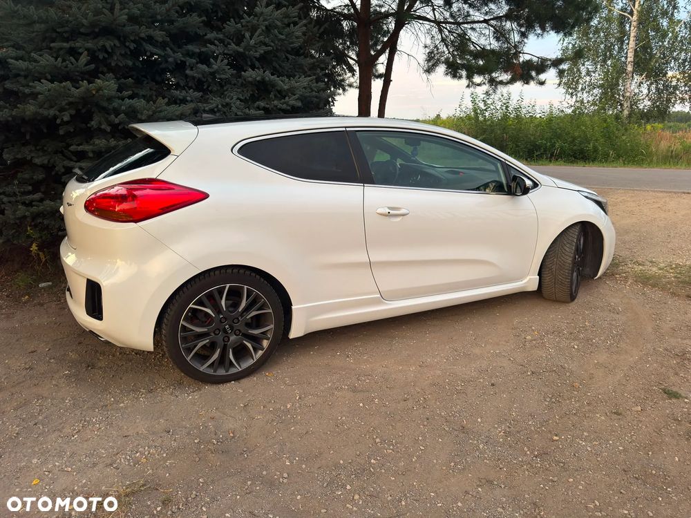 Kia ProCeed 1.6 T-GDI GT-Challenge - 25
