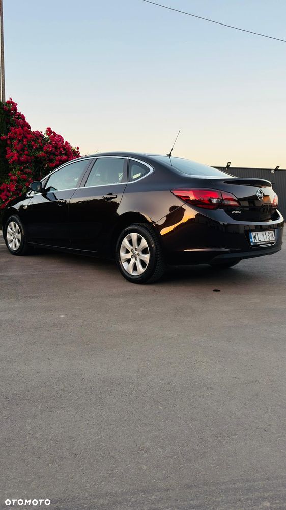 Opel Astra 1.6 Energy EU6 - 4