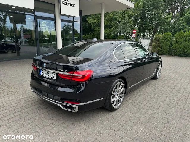 BMW Seria 7 740d xDrive - 2