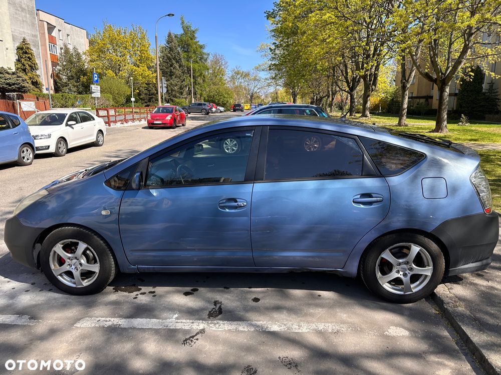 Toyota Prius 1.5 VVT-i Sol - 11