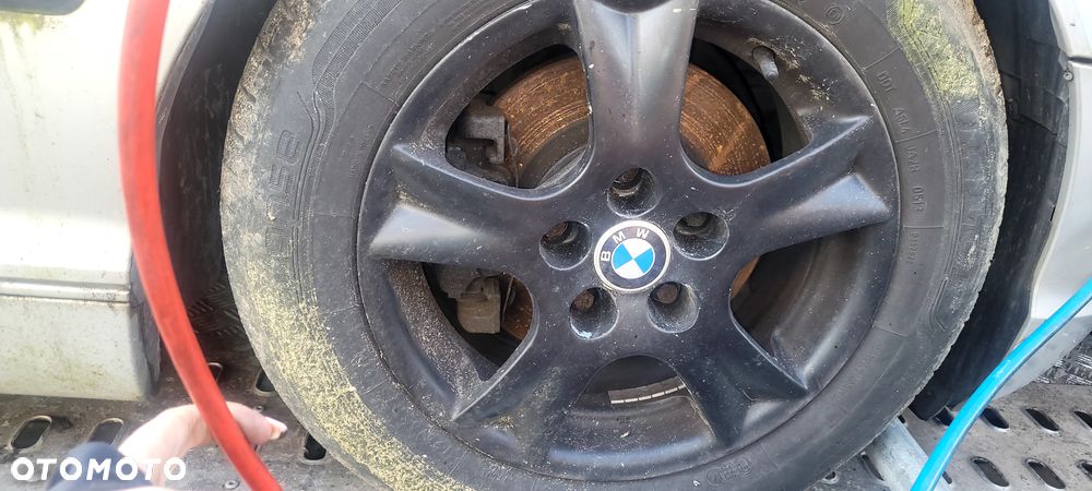 BMW 3 E46 Lift 2,0 Diesel na części BRAK: -BŁOTNIK PRAWY/LEWY - 5