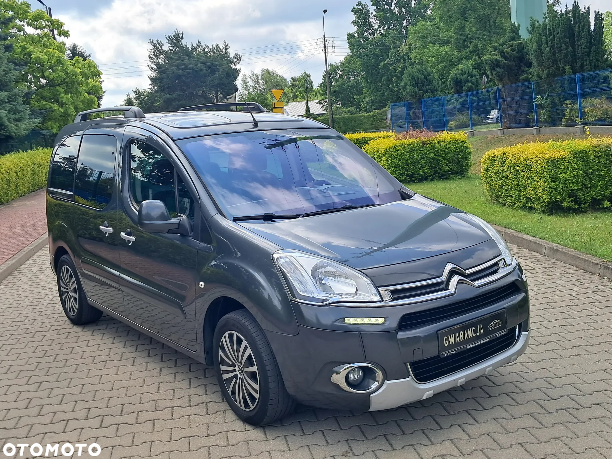 Citroën Berlingo Multispace HDi 115 FAP XTR - 2