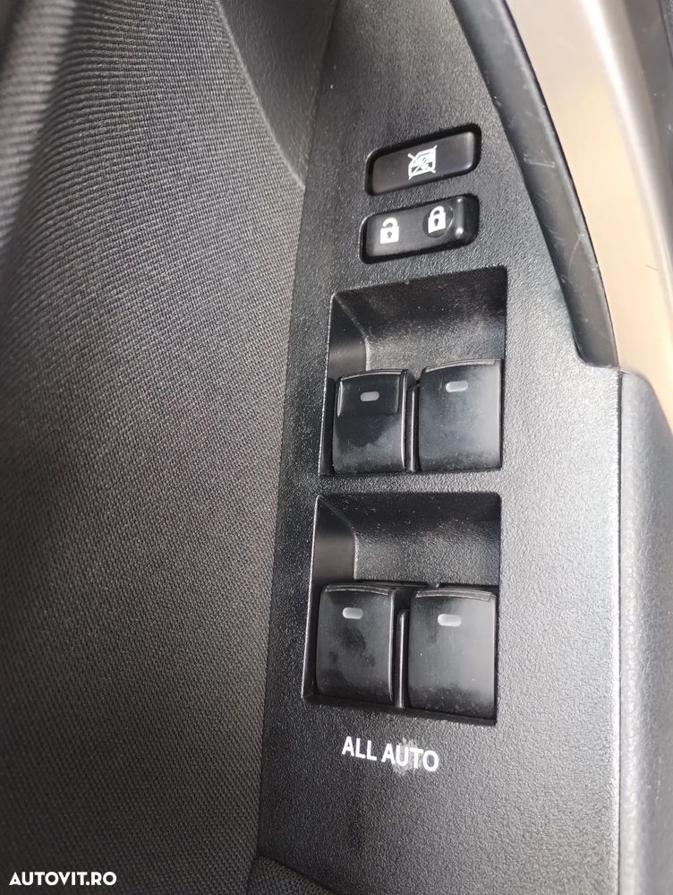 Toyota Corolla 1.6 Valvematic Multidrive S Excecutive - 17