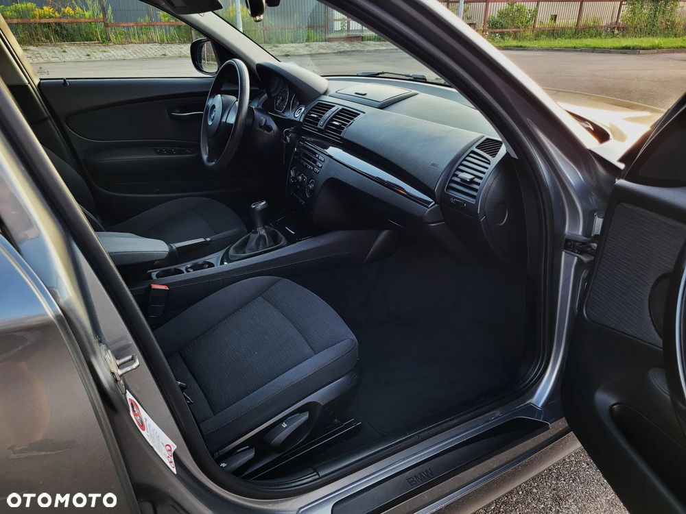 BMW Seria 1 118d - 16