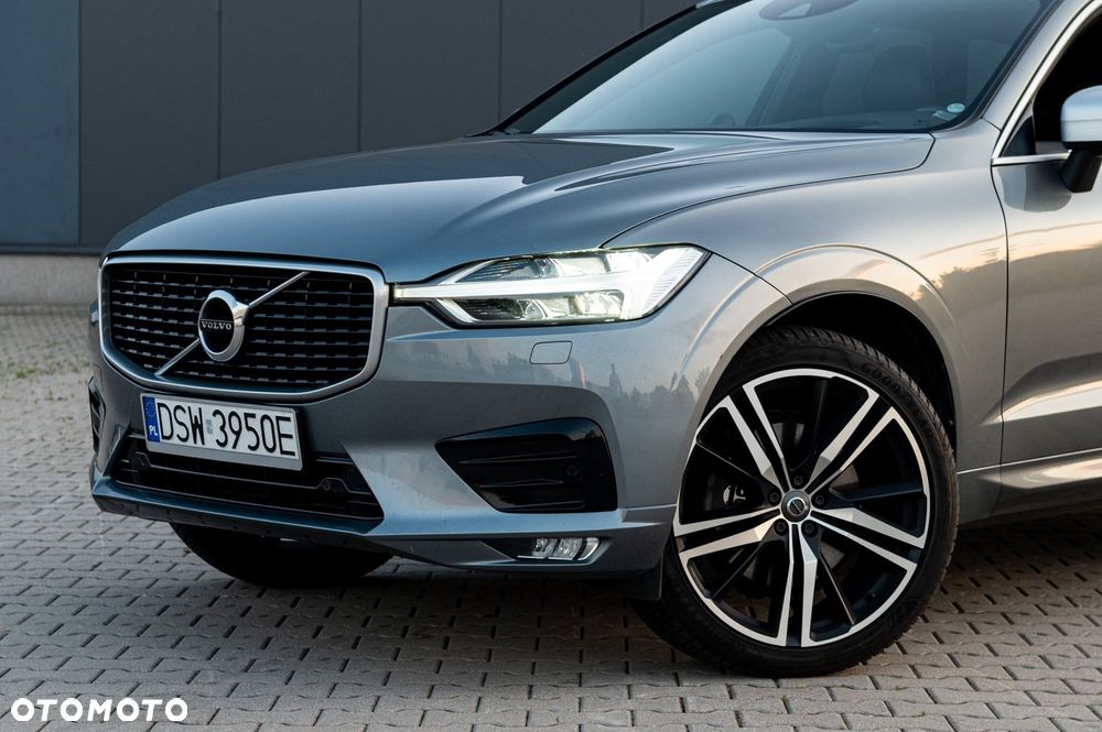 Volvo XC 60 D5 AWD Geartronic RDesign - 27