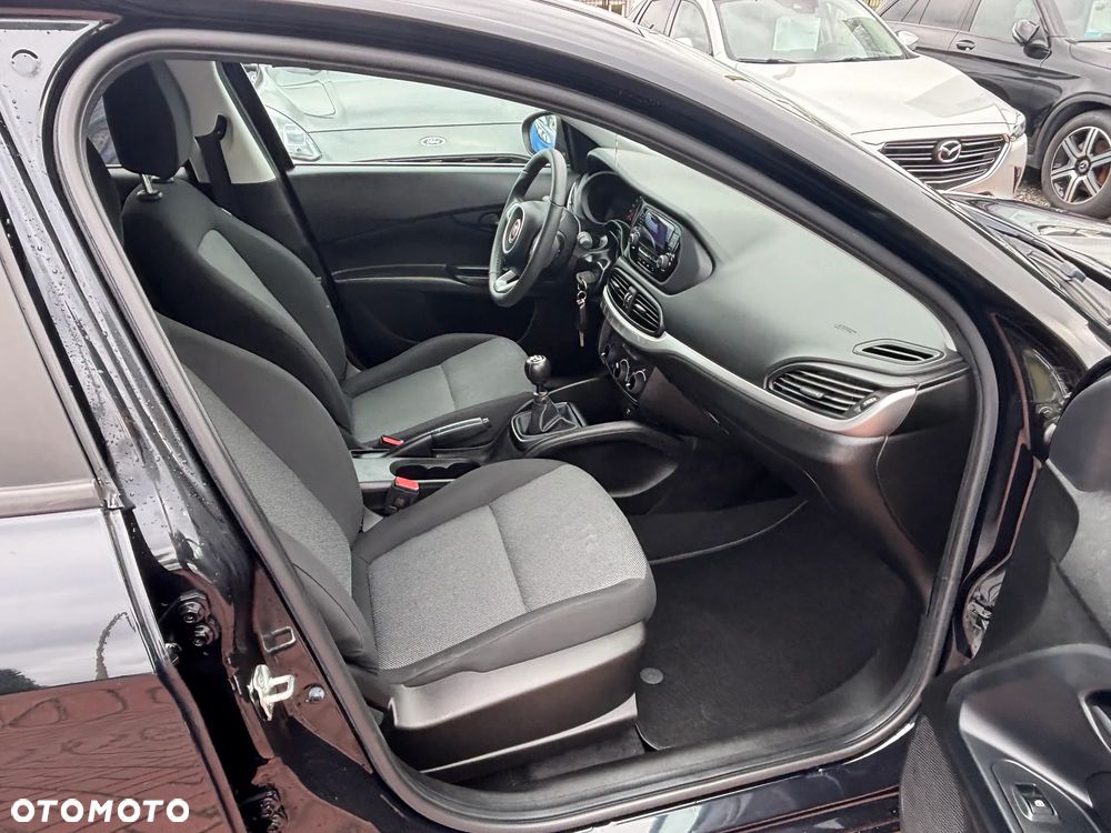Fiat Tipo 1.4 16V More - 16