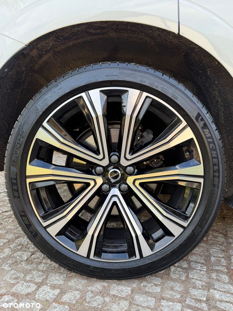 Volvo XC 60 B4 D AWD Inscription - 24