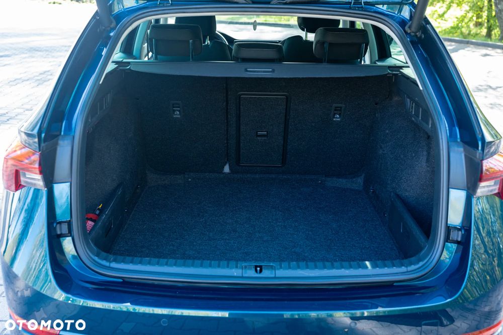 Skoda Octavia 1.5 TSI ACT Style - 10